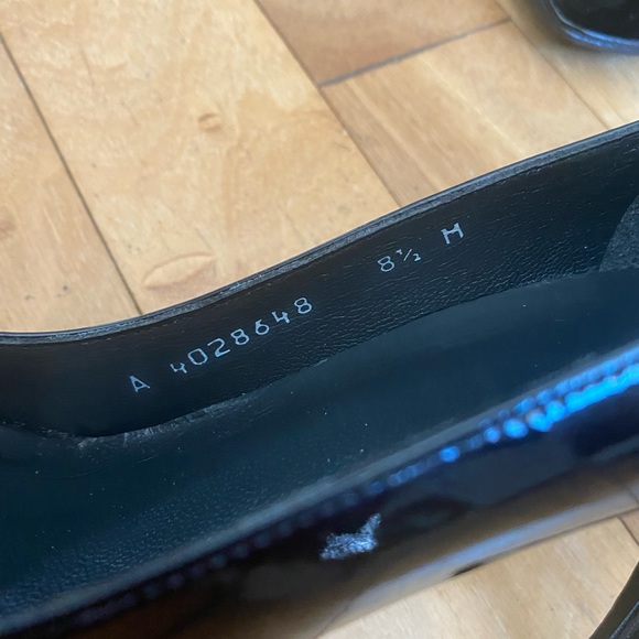 Stuart Weitzman Black Patent Linda Peep Toe Heels Size 8.5 - Picture 4 of 5